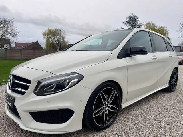 Mercedes-Benz B 200 B 200 D Pack AMG 4-Matic*TOIT OUVRANT*CUIR*XENON*