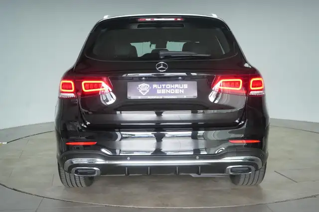 Mercedes-Benz 300 view 5