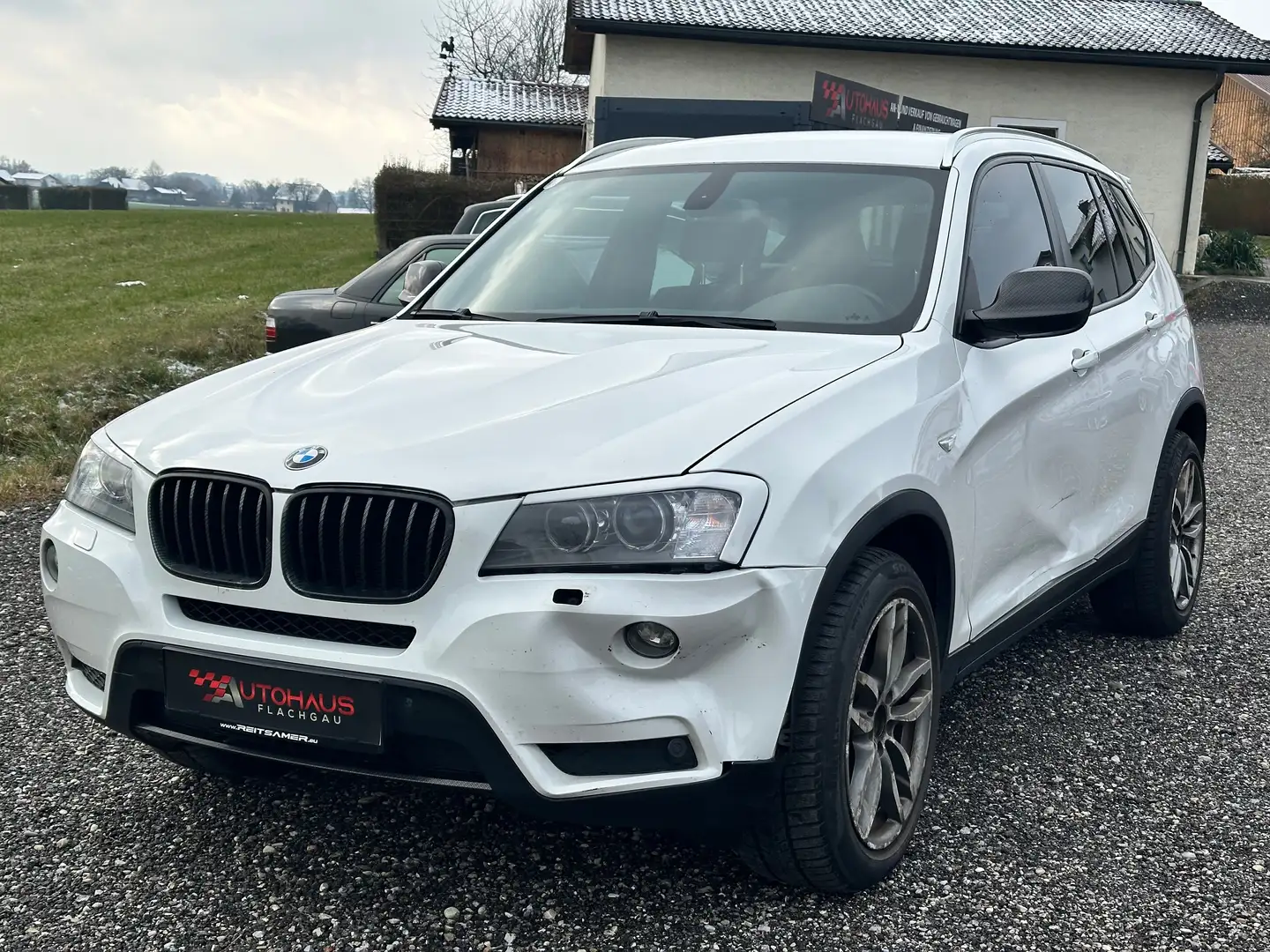 BMW X3 xDrive 20 d**PDC*AHK* Weiß - 2