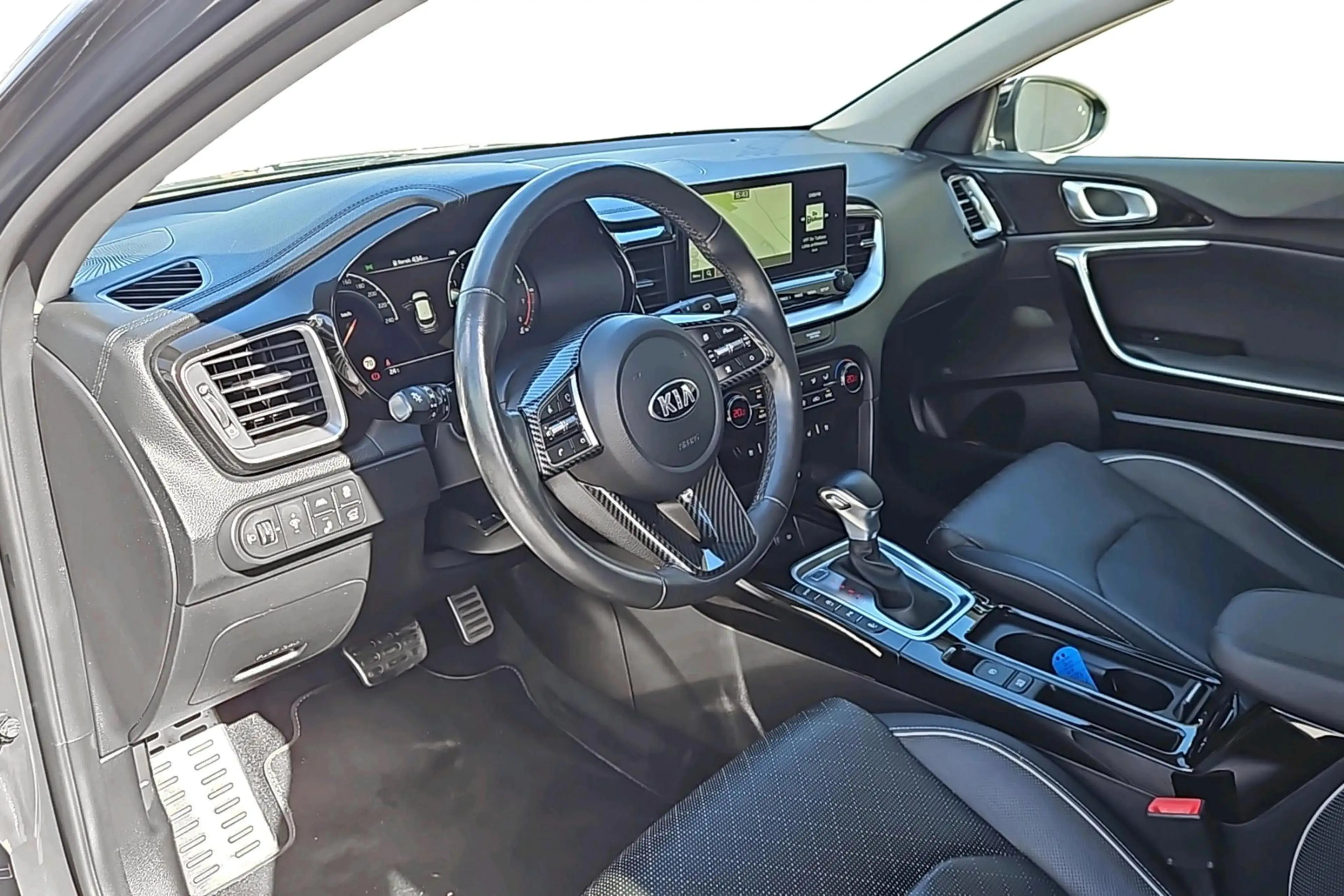 Kia XCeed 1.4 T-GDi 140 DCT ISG Sense — photo 11