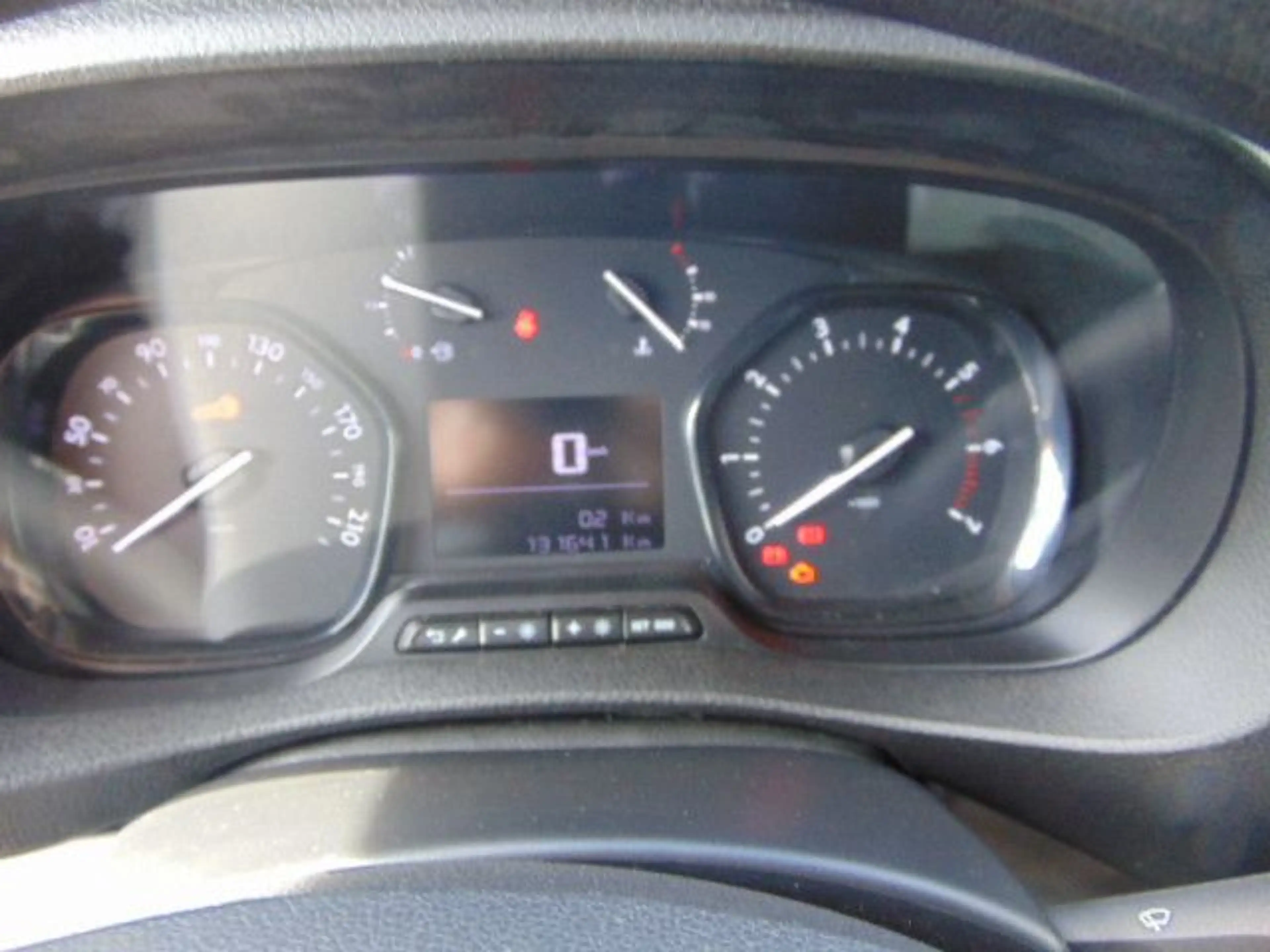 Citroen Spacetourer Spacetourer Feel M — photo 15