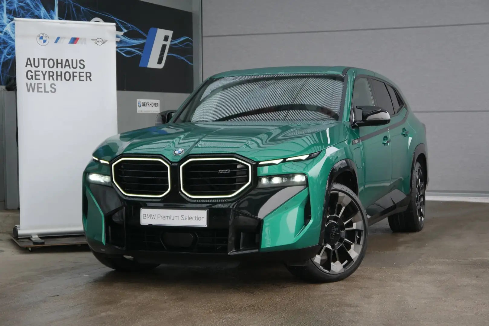 BMW XM 50e Vert - 2