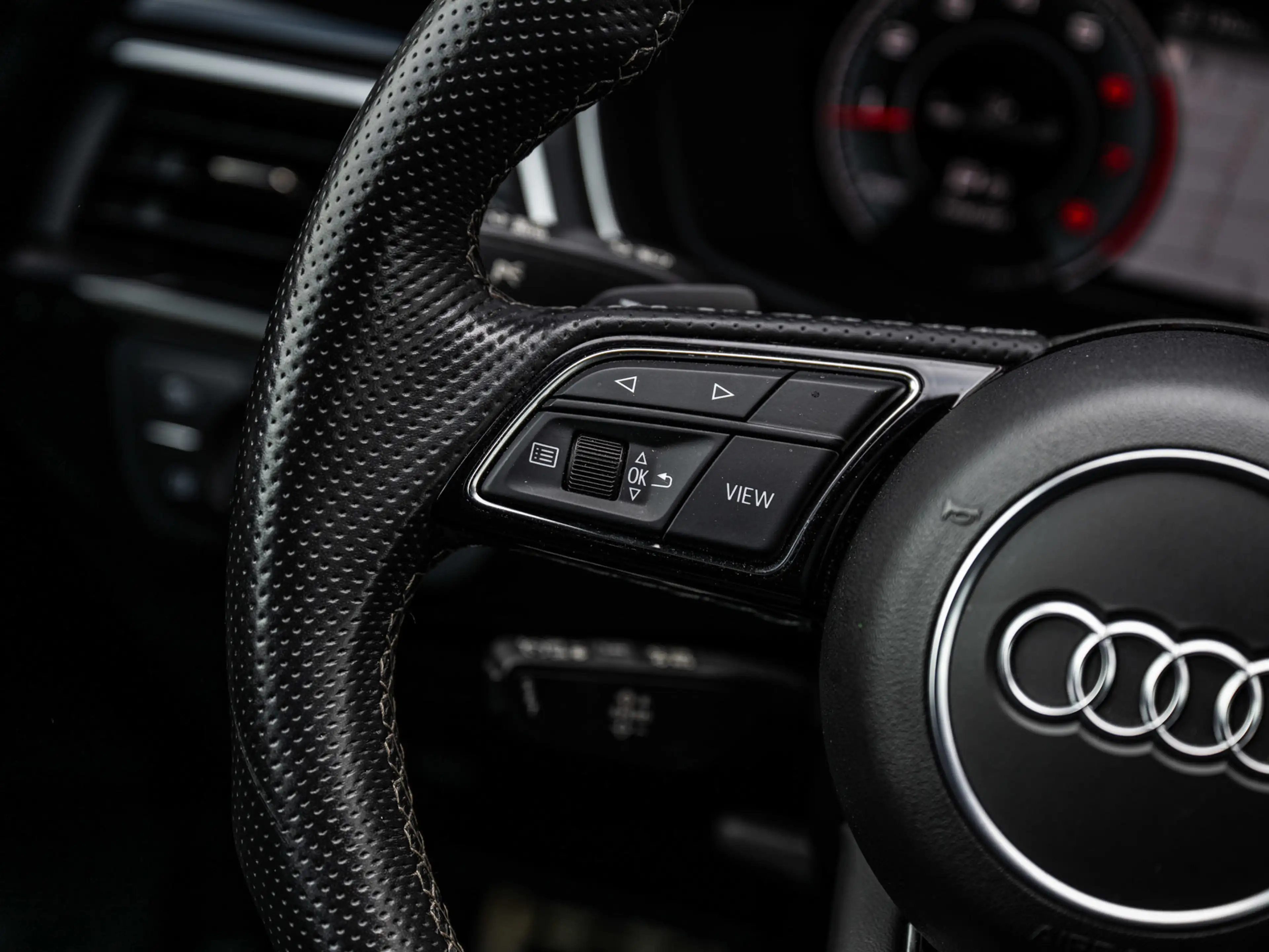 Audi A5 Sportback 35 TFSI S edition Competition — photo 14