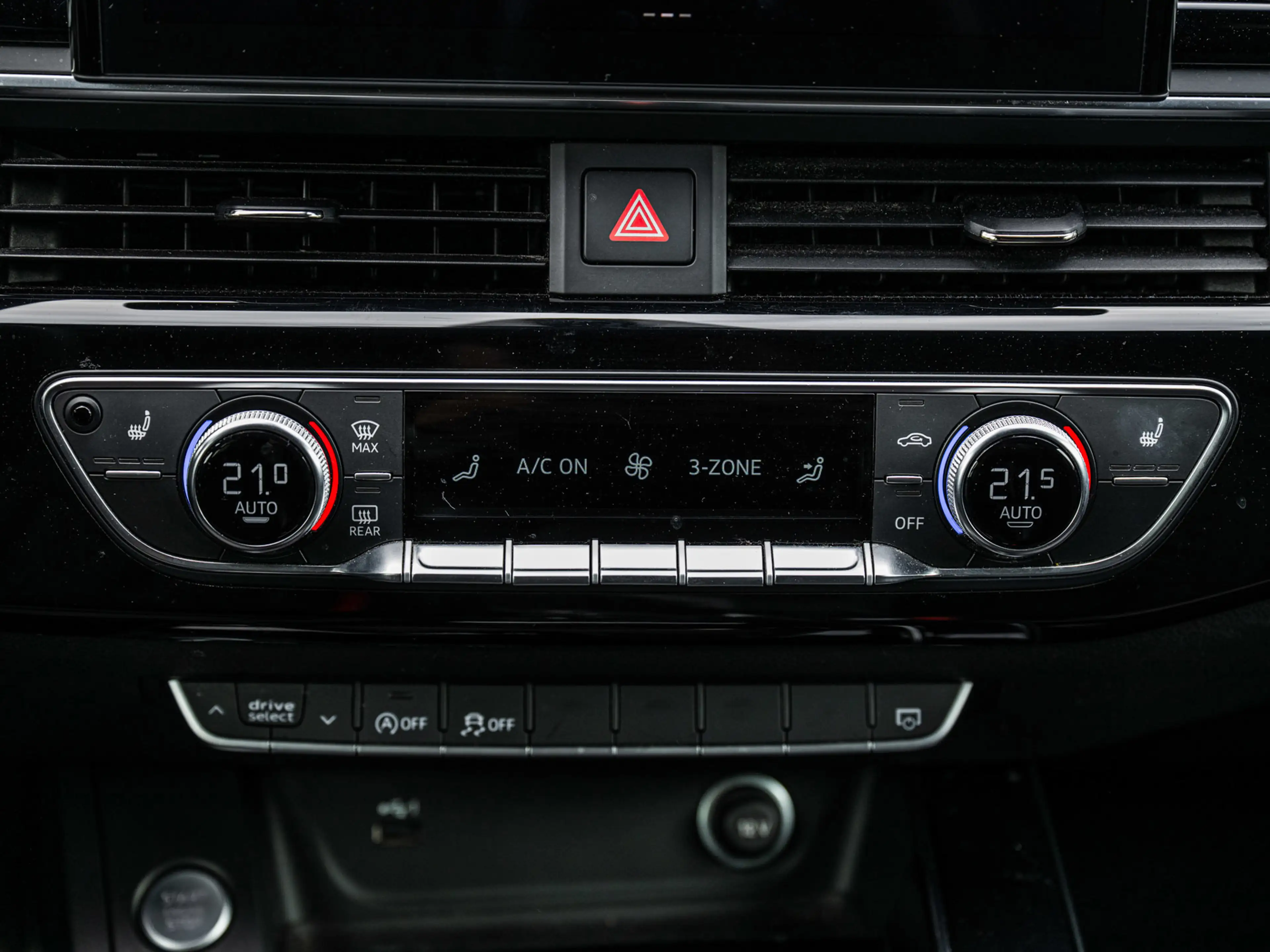 Audi A5 Sportback 35 TFSI S edition Competition — photo 11