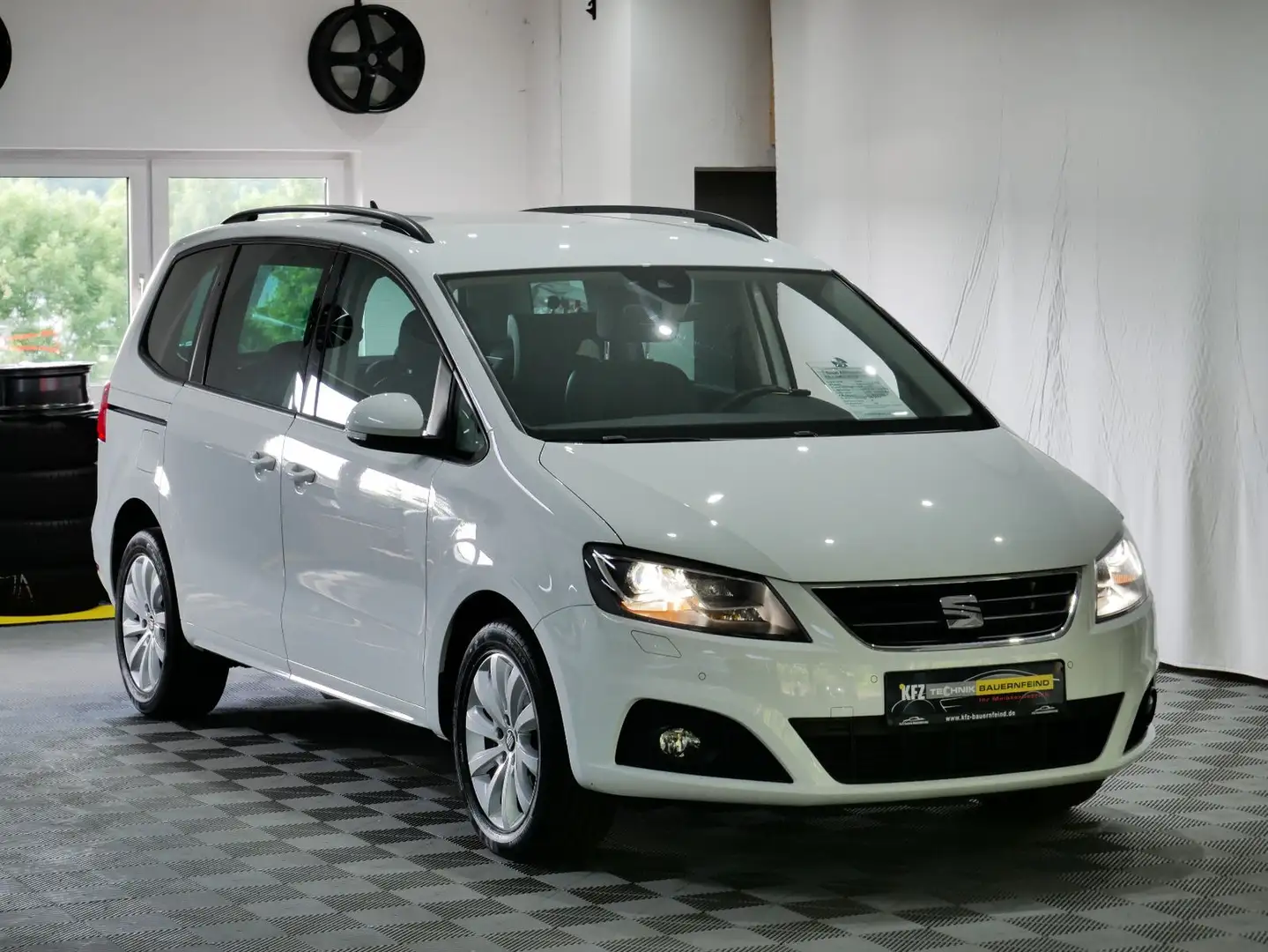 SEAT Alhambra Style 1.4 TSI DSG 8-FACH YOU-TUBE Weiß - 2