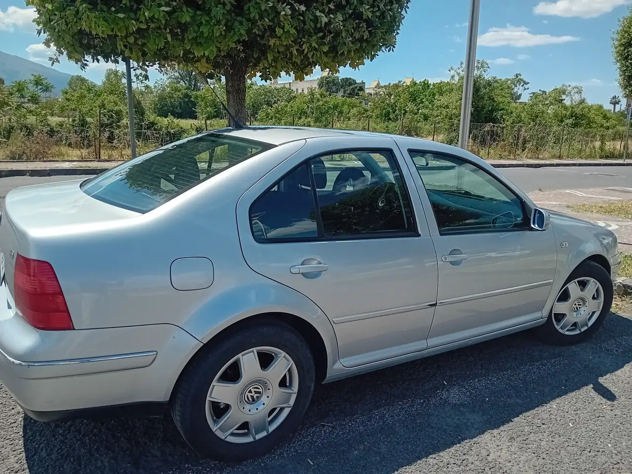 Volkswagen Bora 1.6 Highline 105cv, foto 8