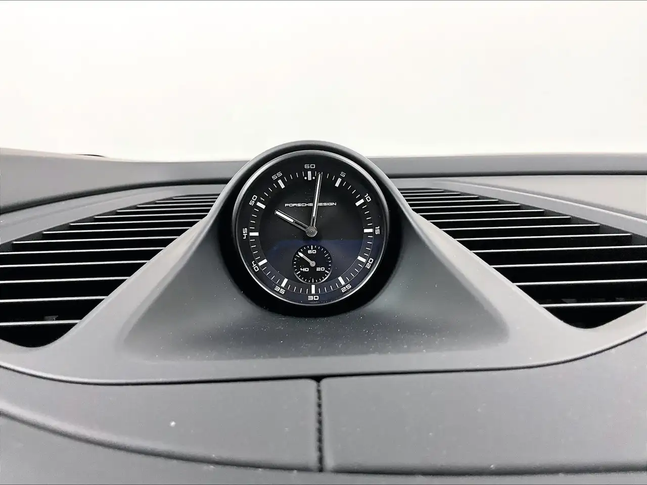 Porsche Macan снимка Porsche Macan