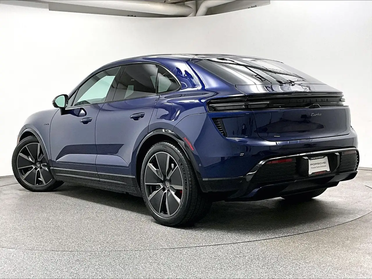 Porsche Macan снимка Porsche Macan
