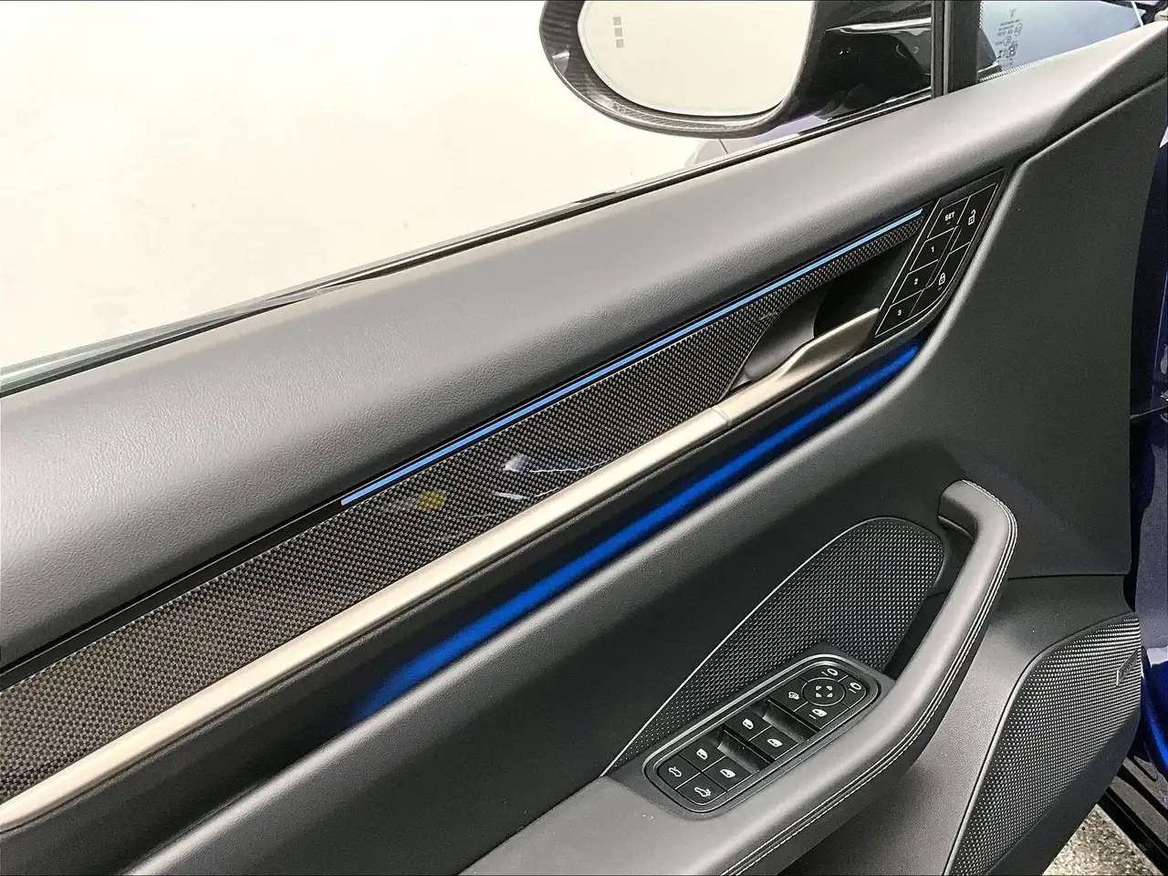 Porsche Macan снимка Porsche Macan