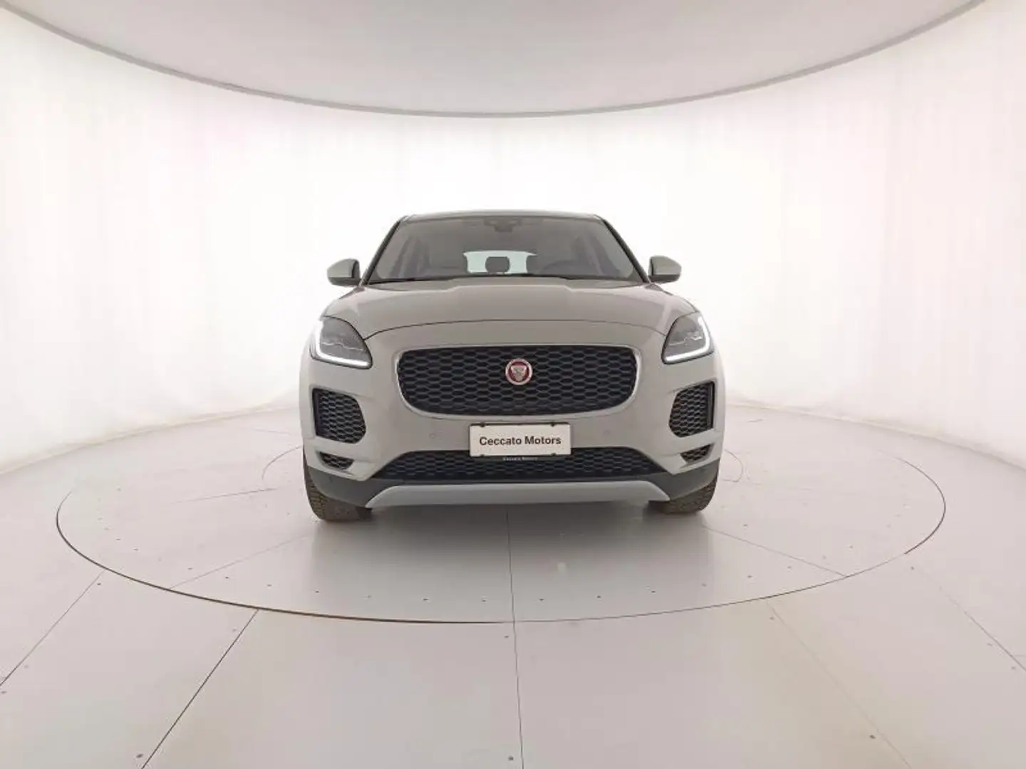 Jaguar E-Pace 2.0d i4 awd 150cv auto my19 Beyaz - 2