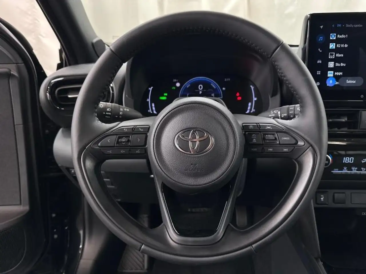 Toyota Yaris Cross 2026 — фото 19