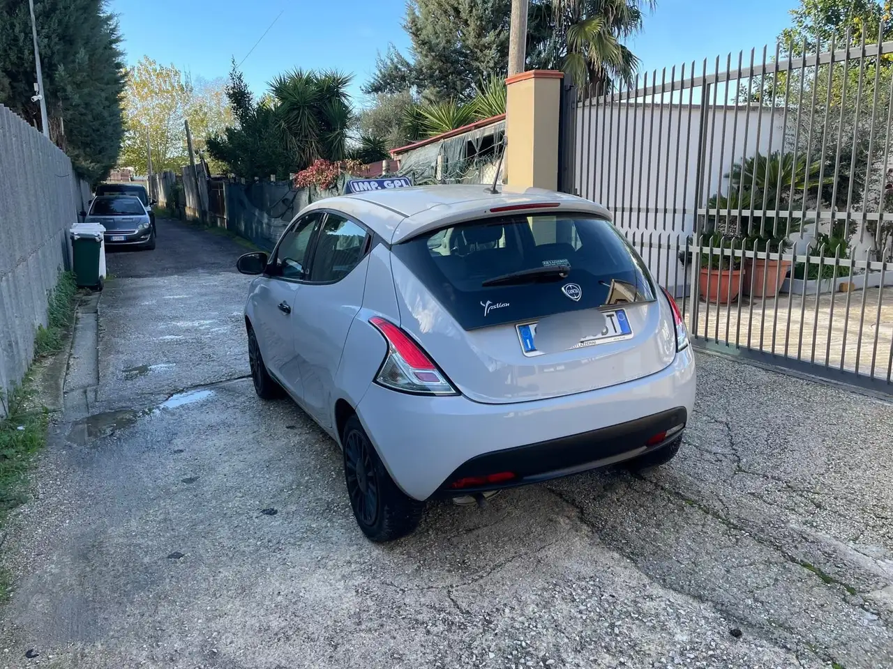 Lancia Ypsilon 2021