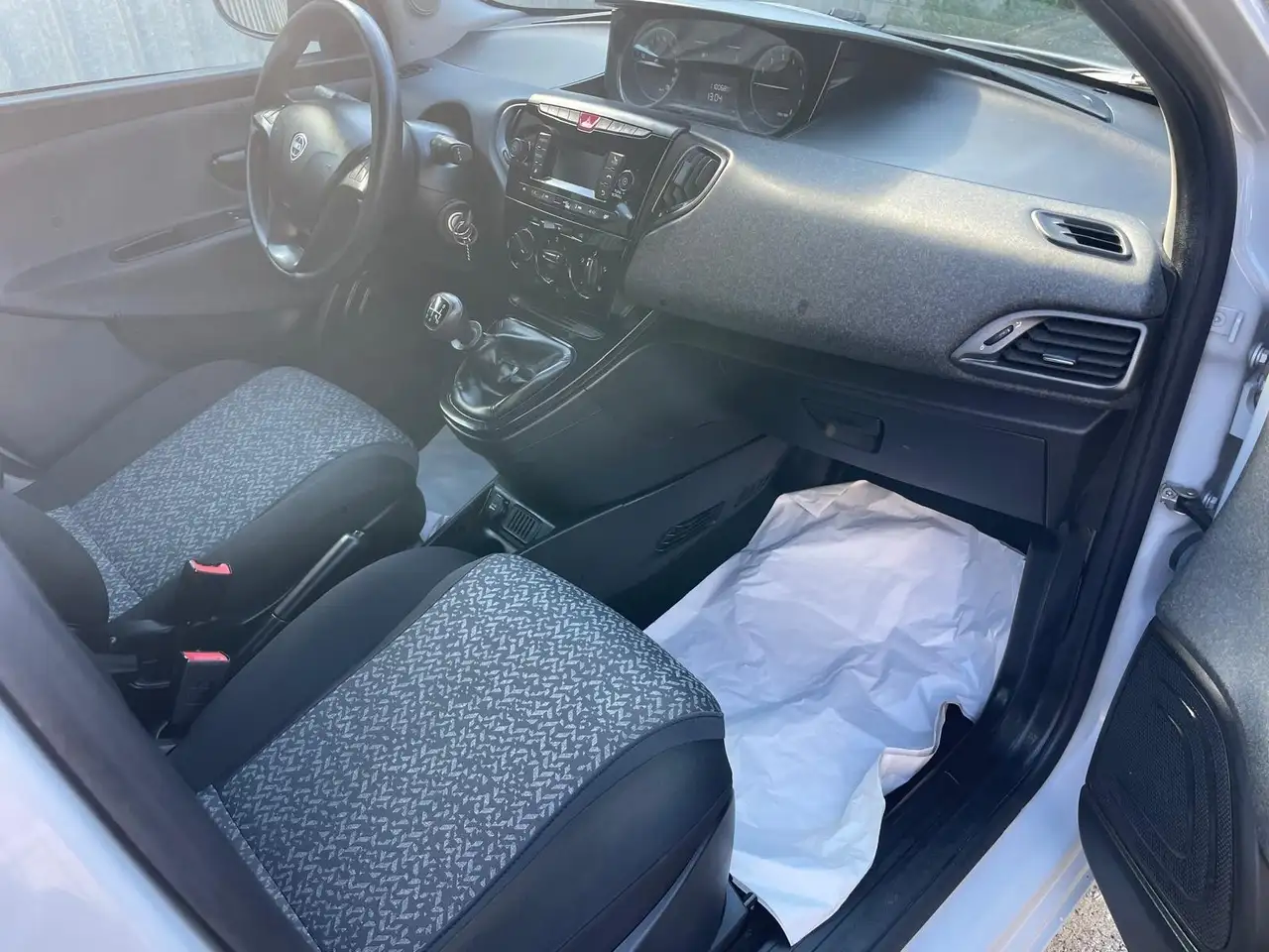 Lancia Ypsilon 2021