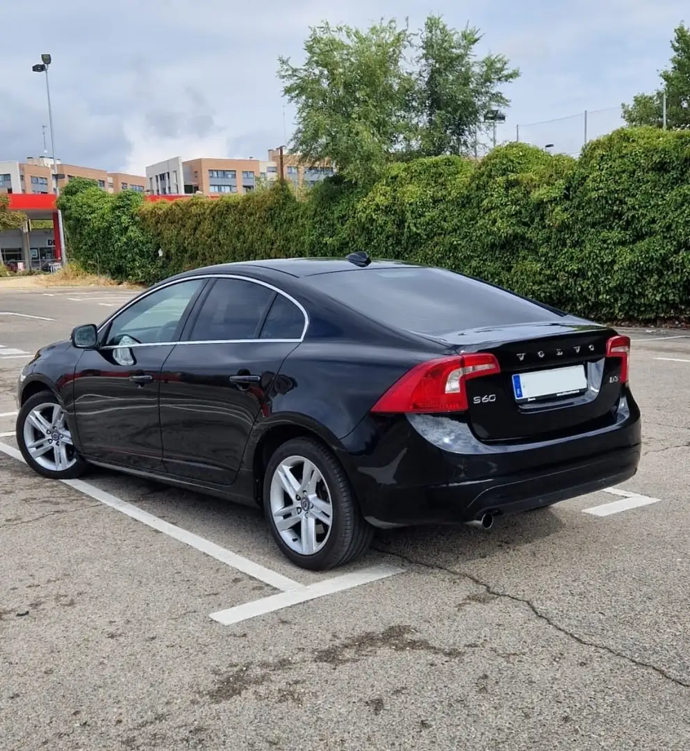 Volvo S60 D3 Momentum - 1