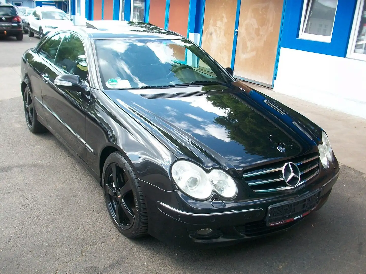 Mercedes-Benz CLK 220 CDI Coupe*Aut*Leder*Navi*S-Dach*PDC* Schwarz - 2