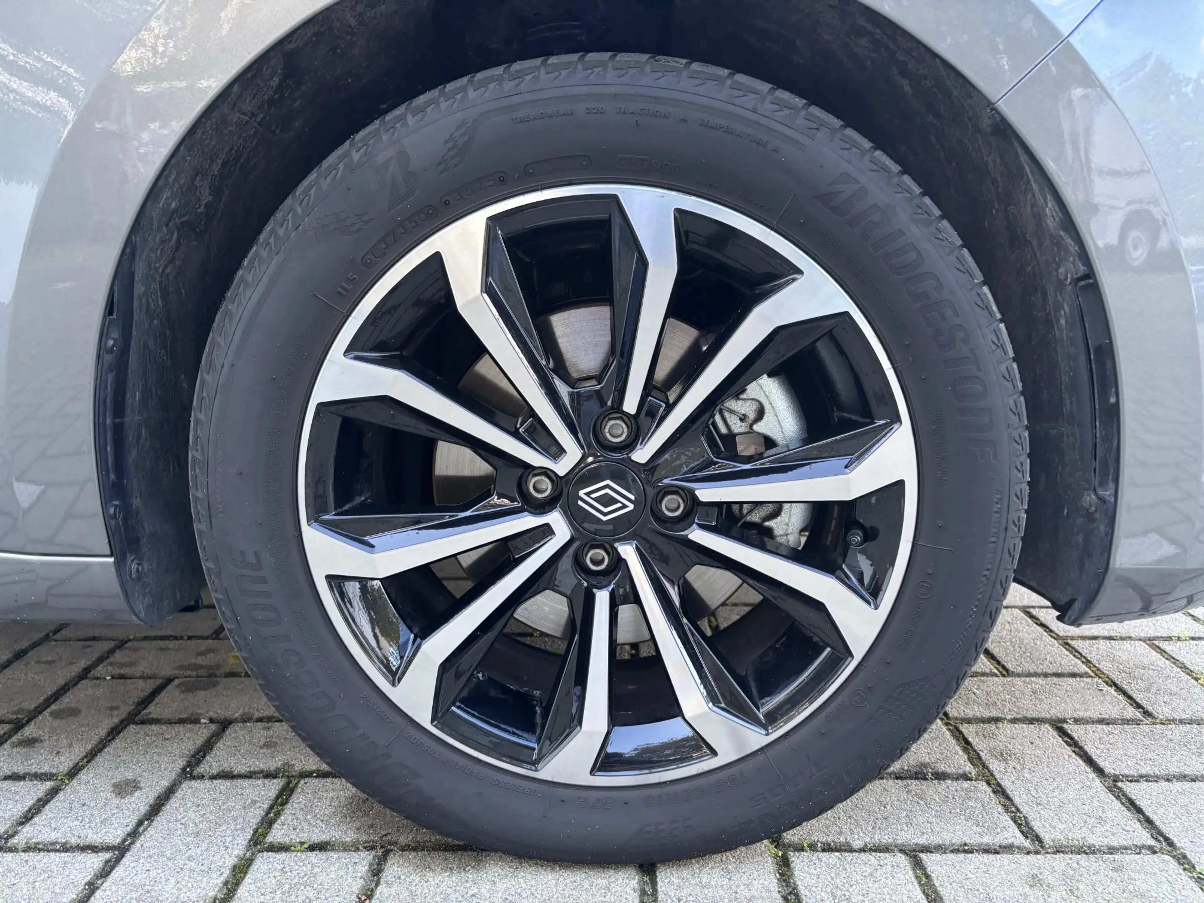 Renault Clio 1.6 E-Tech Full Hybrid 145 techno | Navigatie | St — photo 25