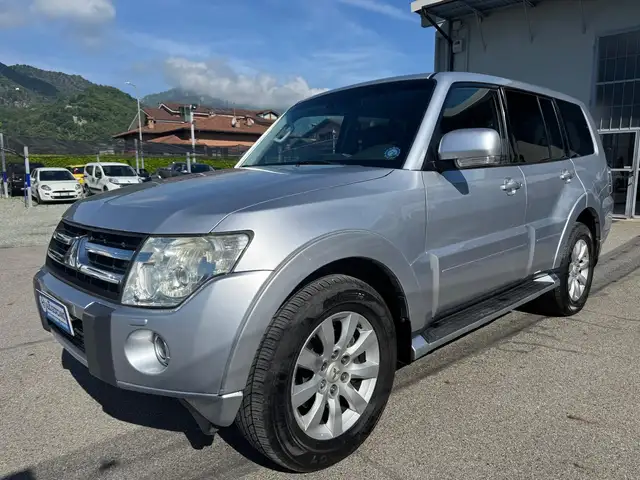 Mitsubishi Pajero 7 POSTI+GANCIO+1 PROPR.