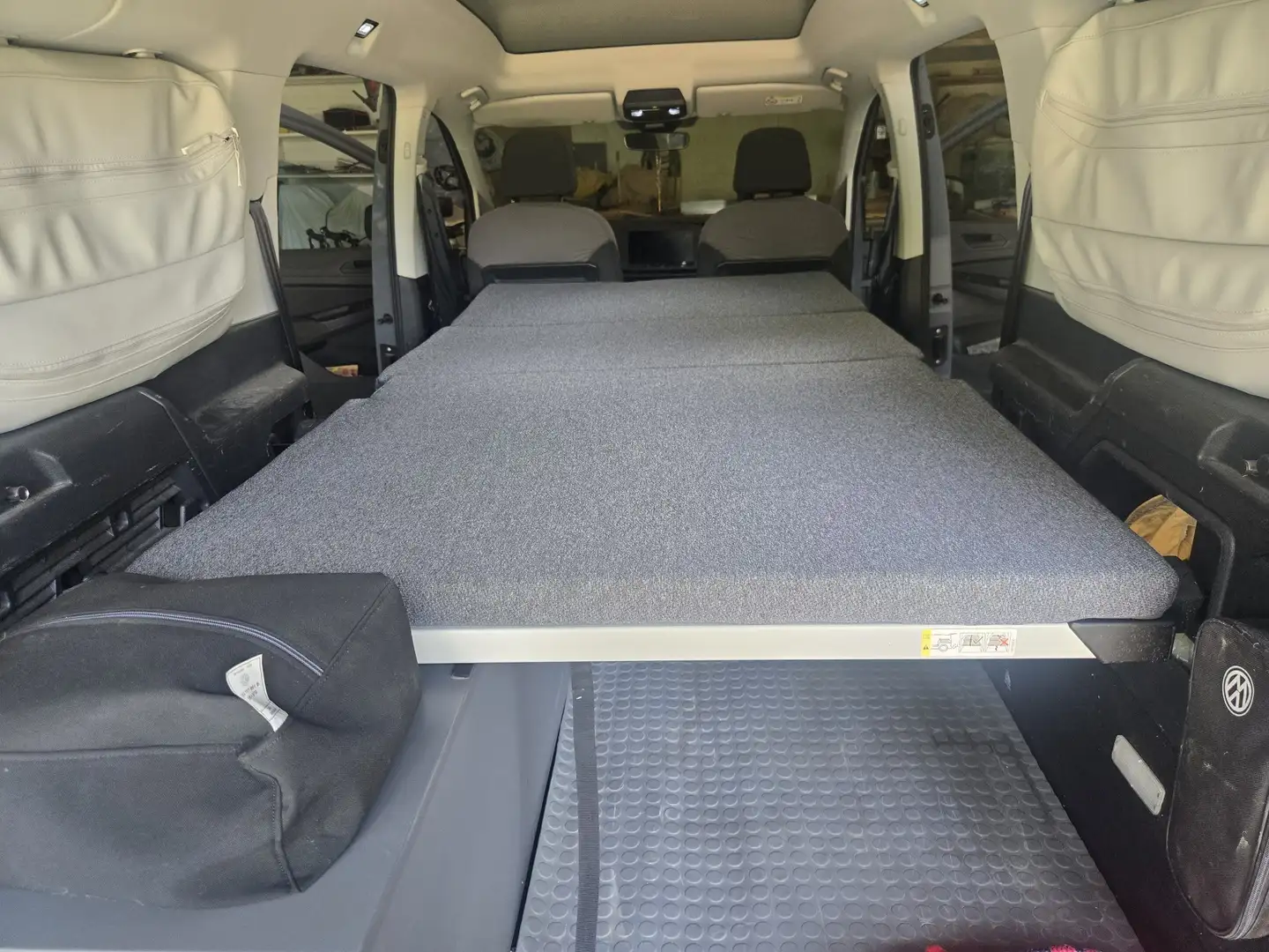 Volkswagen Caddy california Grigio - 1