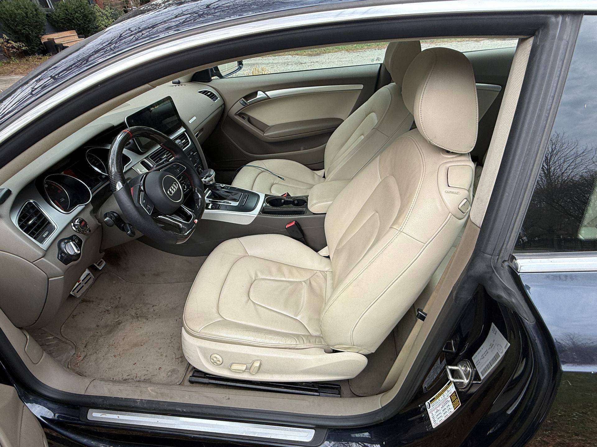 2012 Audi A5 Premium thumb 9