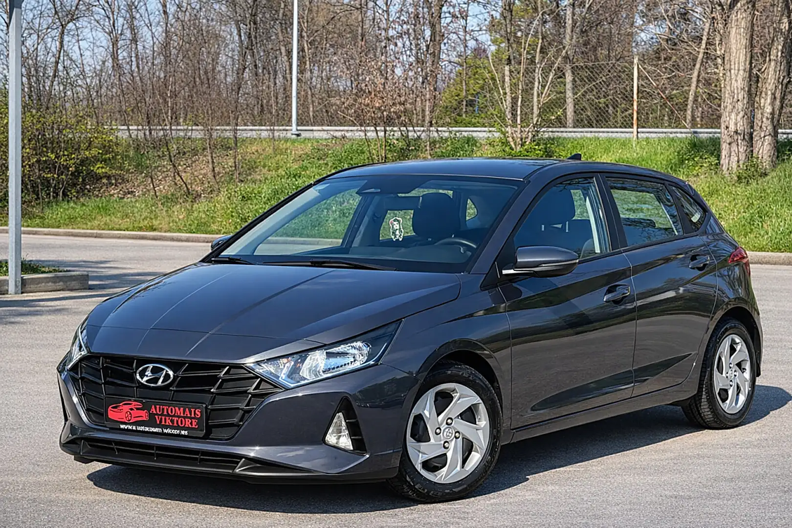 Hyundai i20 1,2 MPI Trend Line*GARANTIE,WENIG KM,SERVICE GE... Grau - 1