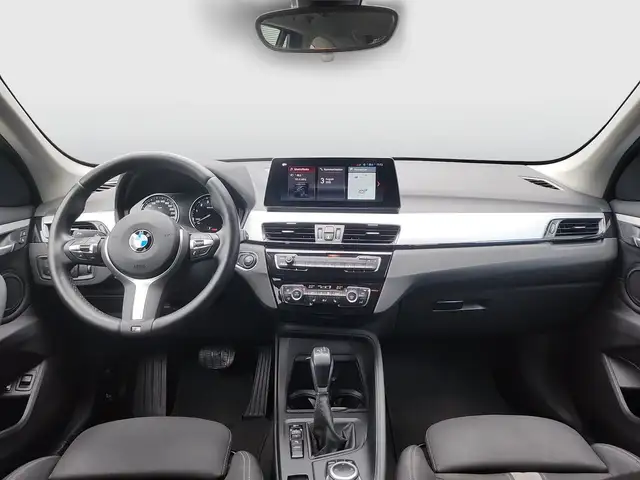 BMW X1 view 9
