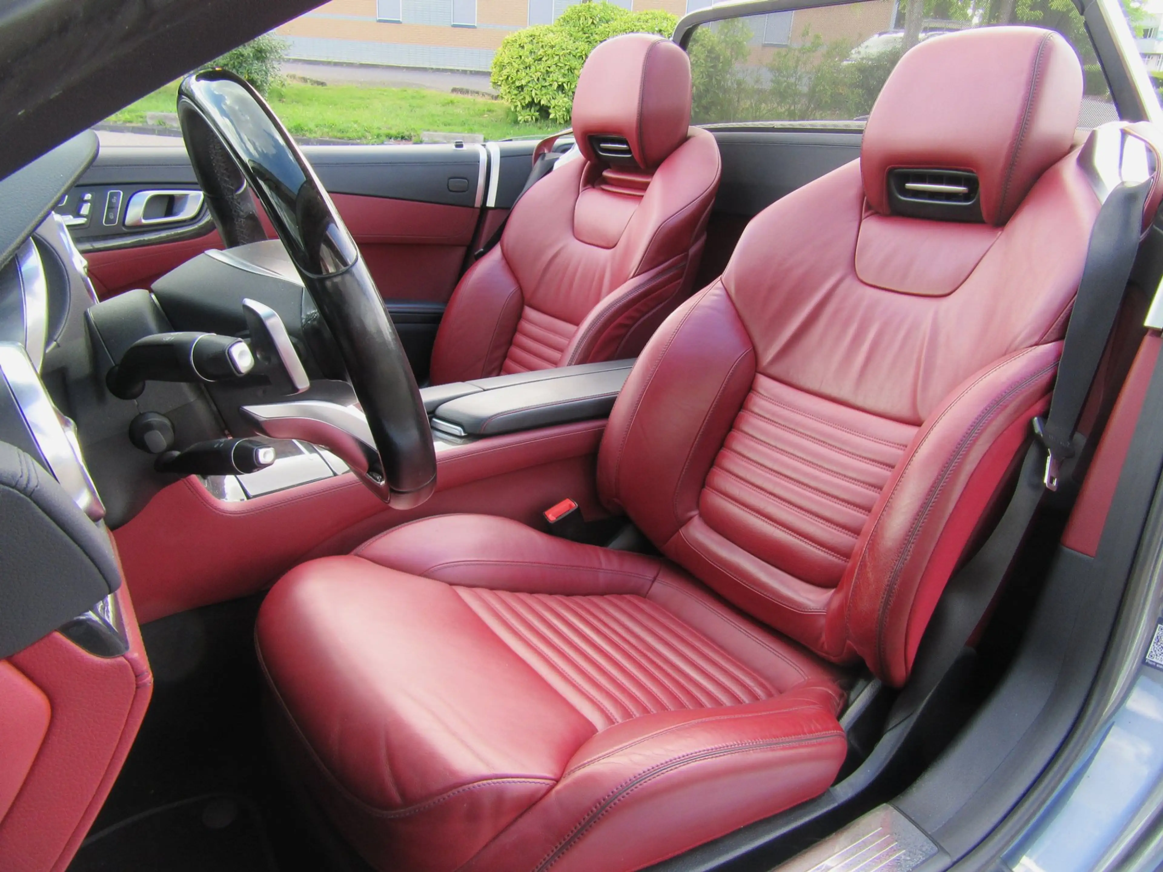 Mercedes-Benz SL 400 V6 2016 AMG PANO NW MODEL — photo 13