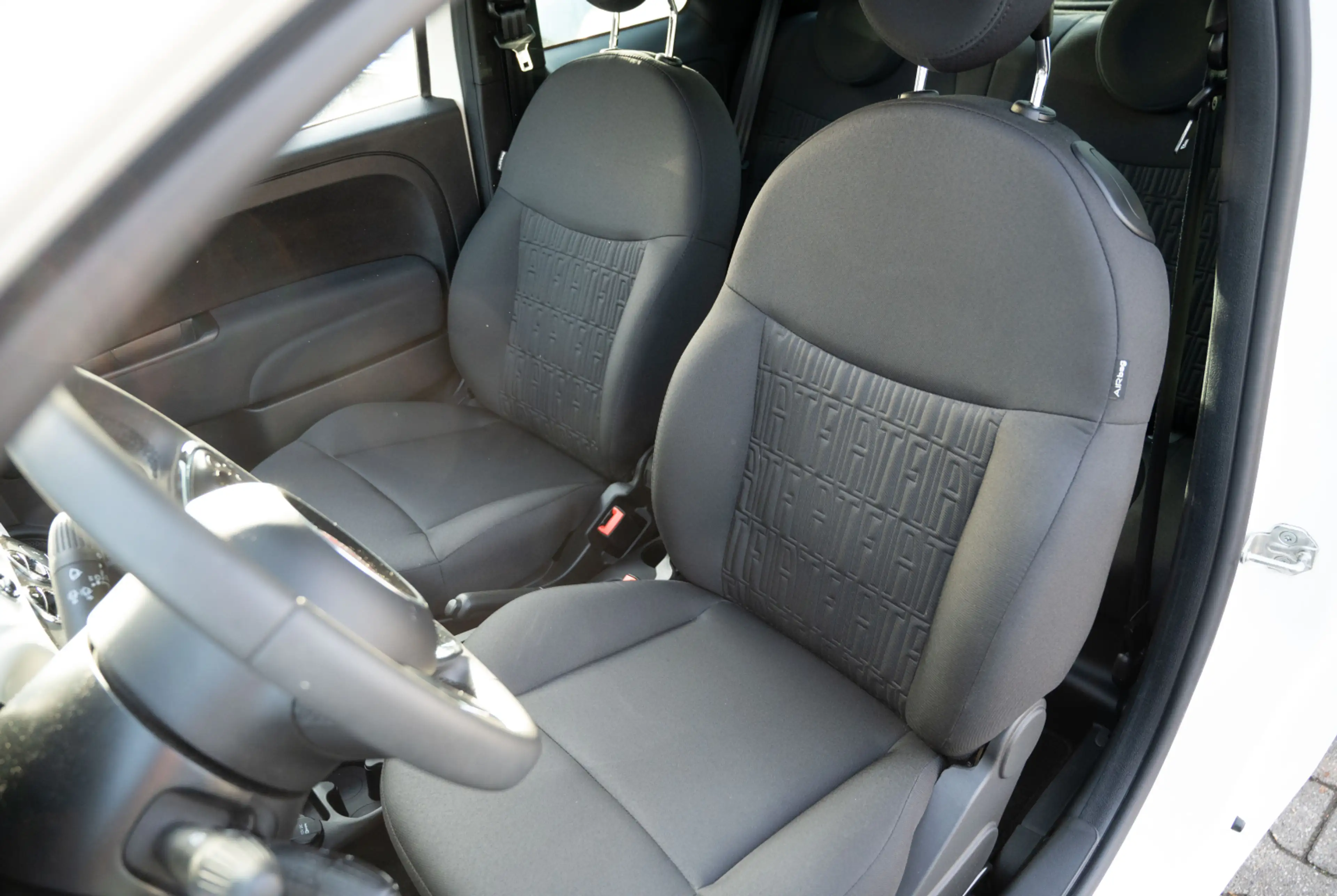 Fiat 500 Basis 1.0 Hybrid *STYLE-PAKET*KOMFORT-PAKET*TECH-PAKET* *INVENTUR-SALE* — photo 7