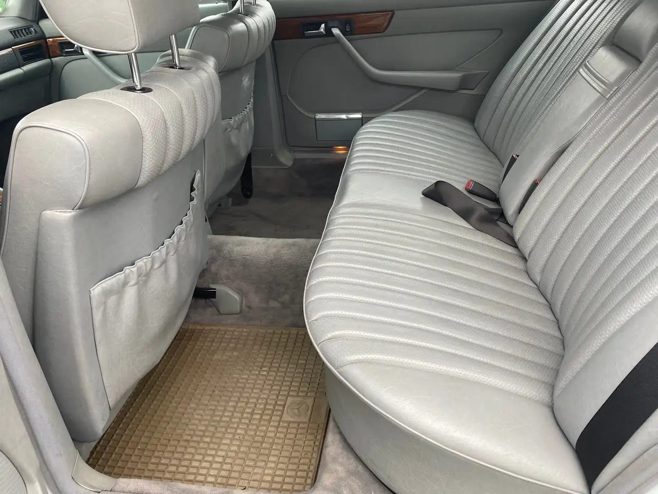 Mercedes-Benz S 300 SEL, foto 9