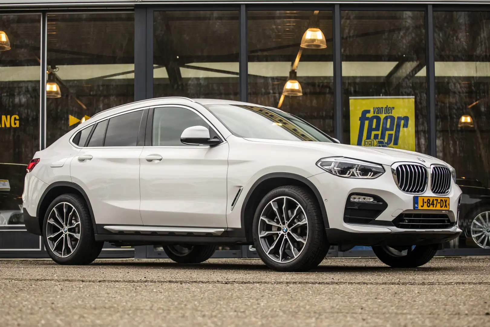 BMW X4 xDrive30i High Executive Wit - 1