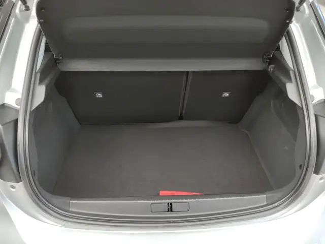 Opel Corsa view 8