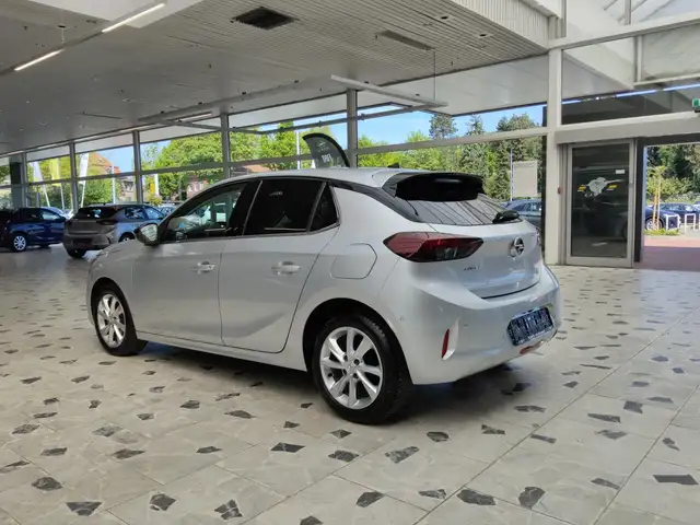 Opel Corsa view 5