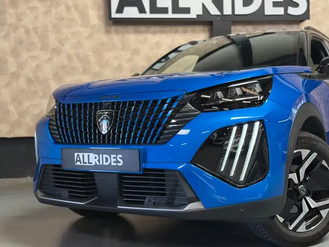 Peugeot 2008 view 3