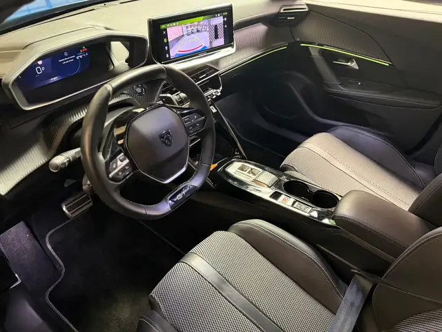Peugeot 2008 view 12