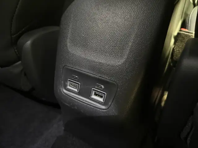 Peugeot 2008 view 13