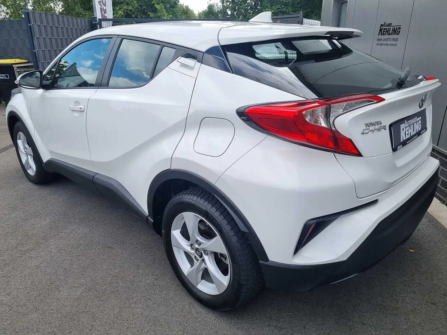 Toyota C-HR 1.2 Turbo Flow Allwetter, Navi Wit - 2