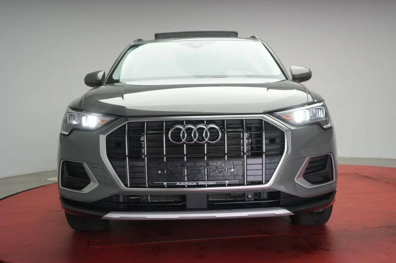 Audi Q3 35 TFSI S tronic advanced Navi/Temp/Virtual/P Grau - 2