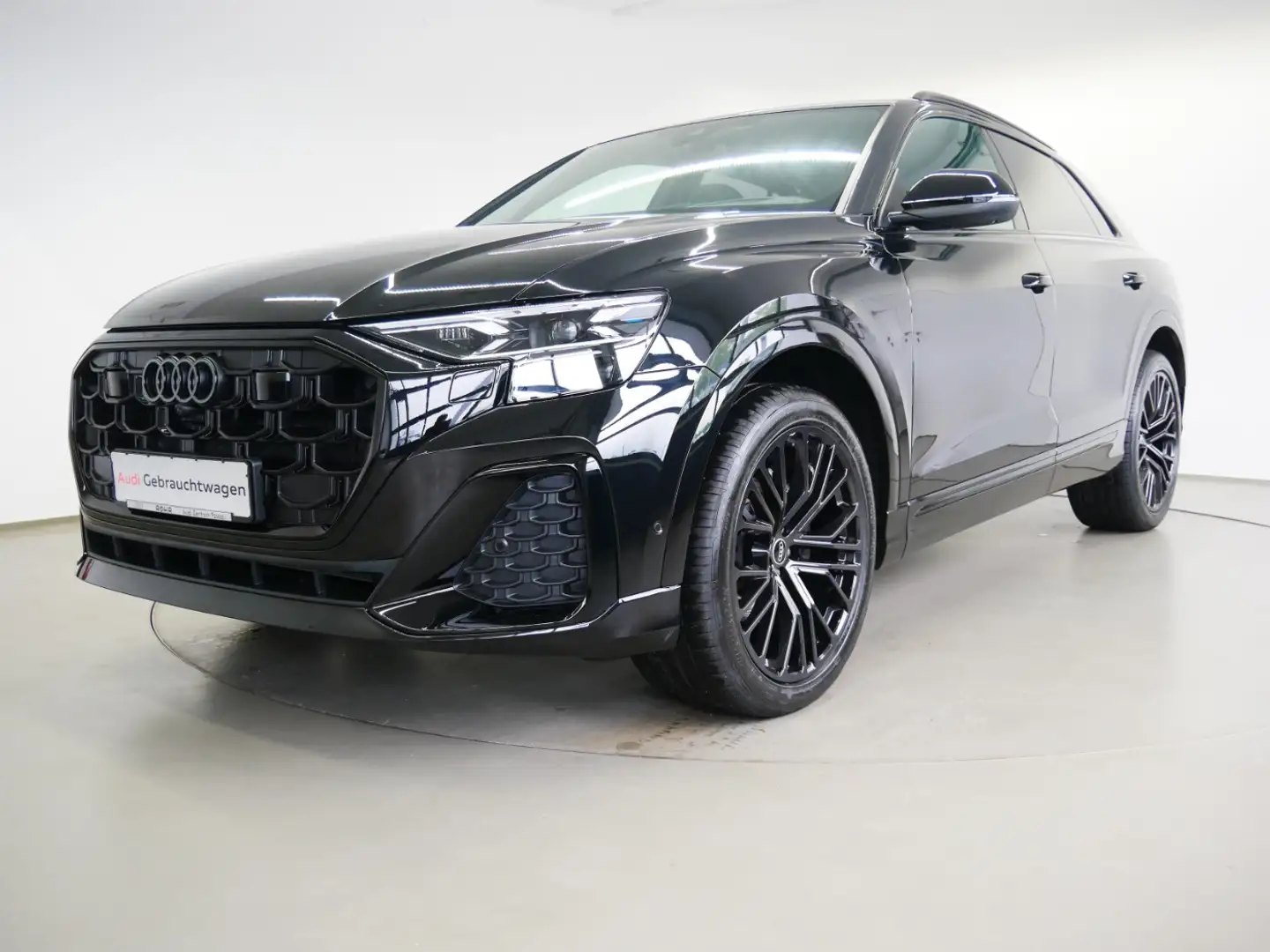 Audi Q8 50 TDI quattro S line MATRIX AHK PANO HEAD-UP Schwarz - 2