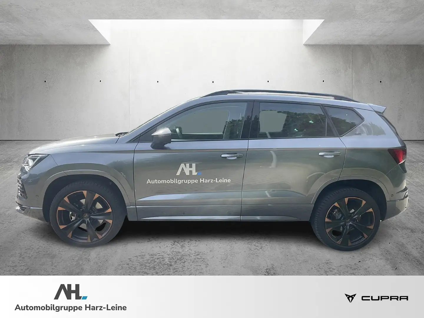 CUPRA Ateca 1,5 TSI BUSINESSPAKET AHK PANO TOPVIEW Grau - 2