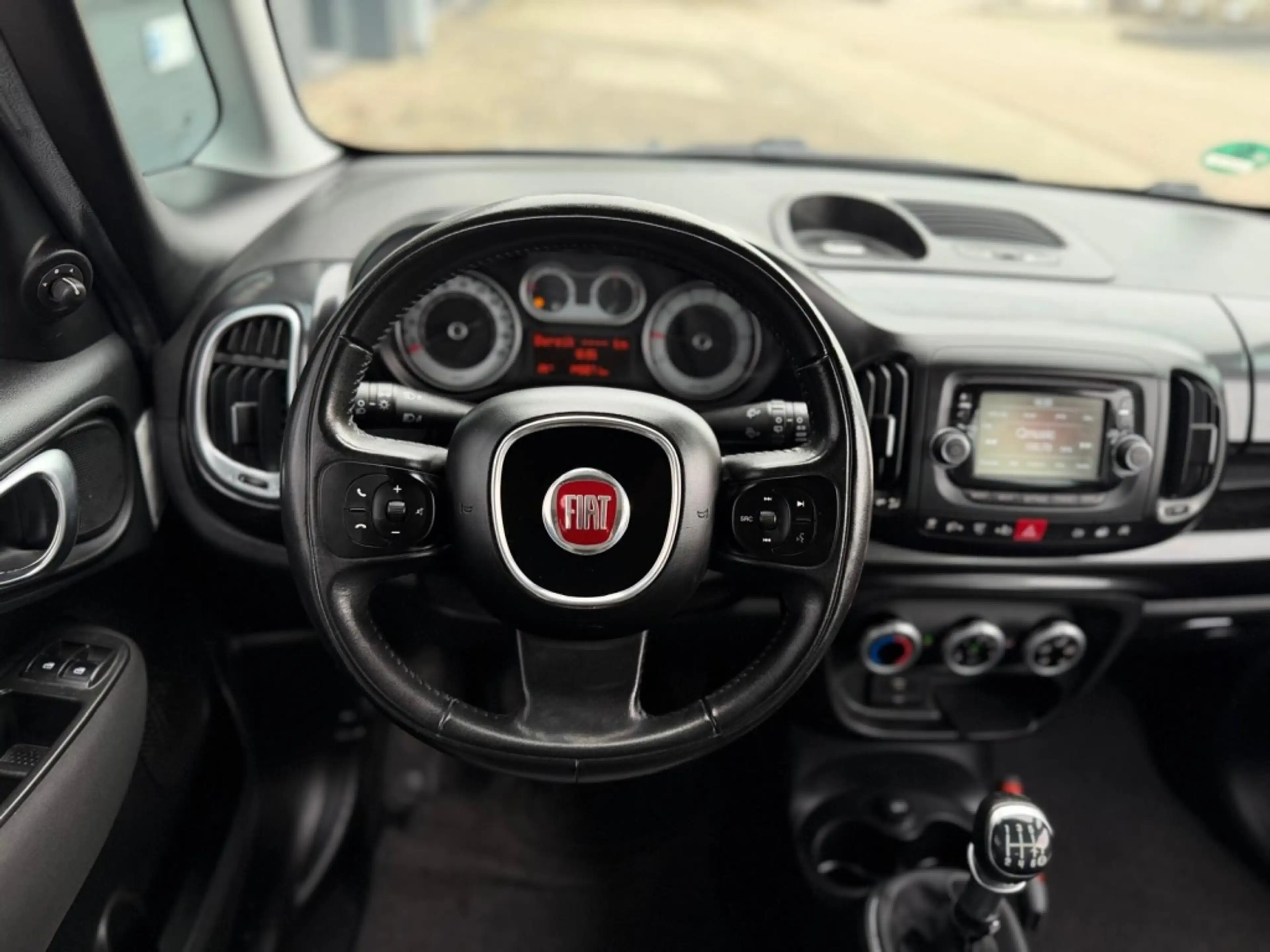 Fiat 500L 0.9 TwinAir Easy Eco |Airco |Navi |Nieuwe APK |NAP — photo 12