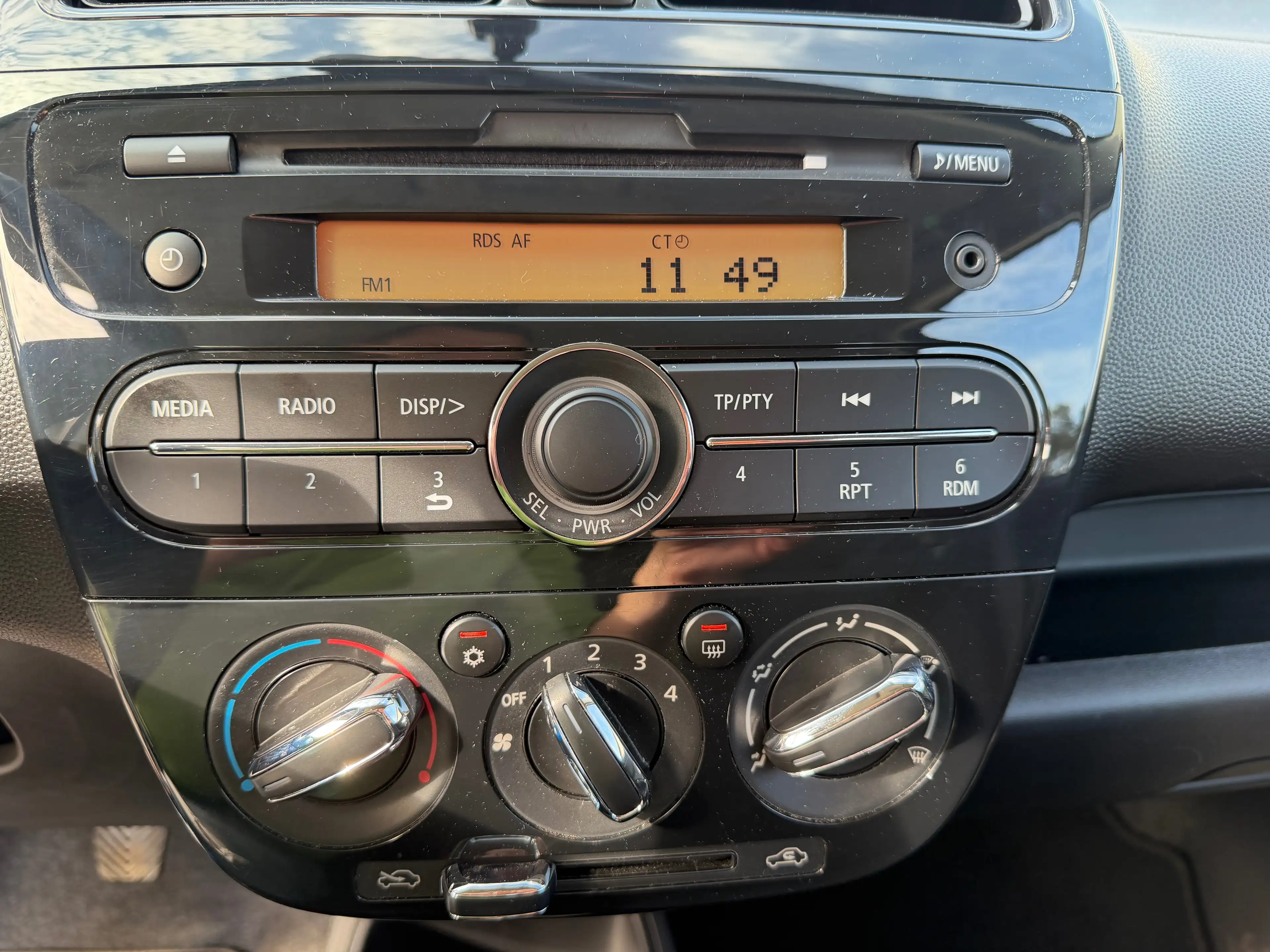 Mitsubishi Space Star Diamant Edition — photo 14