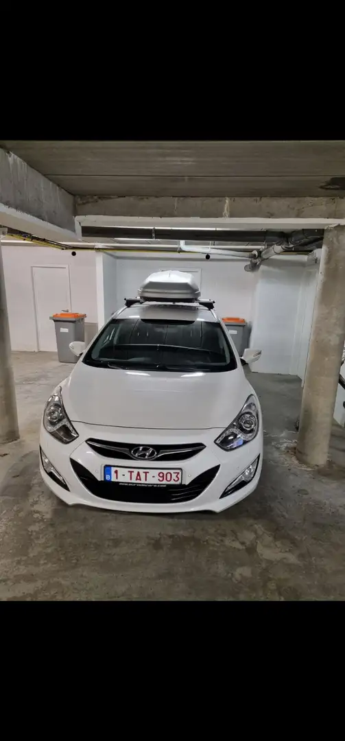 Hyundai i40 i40cw 1.7 CRDi Automatik Fifa World Cup Edition - 1