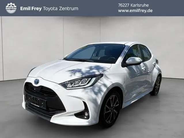 Toyota Yaris Hybrid 1.5 Team D, Allwetter, Klima