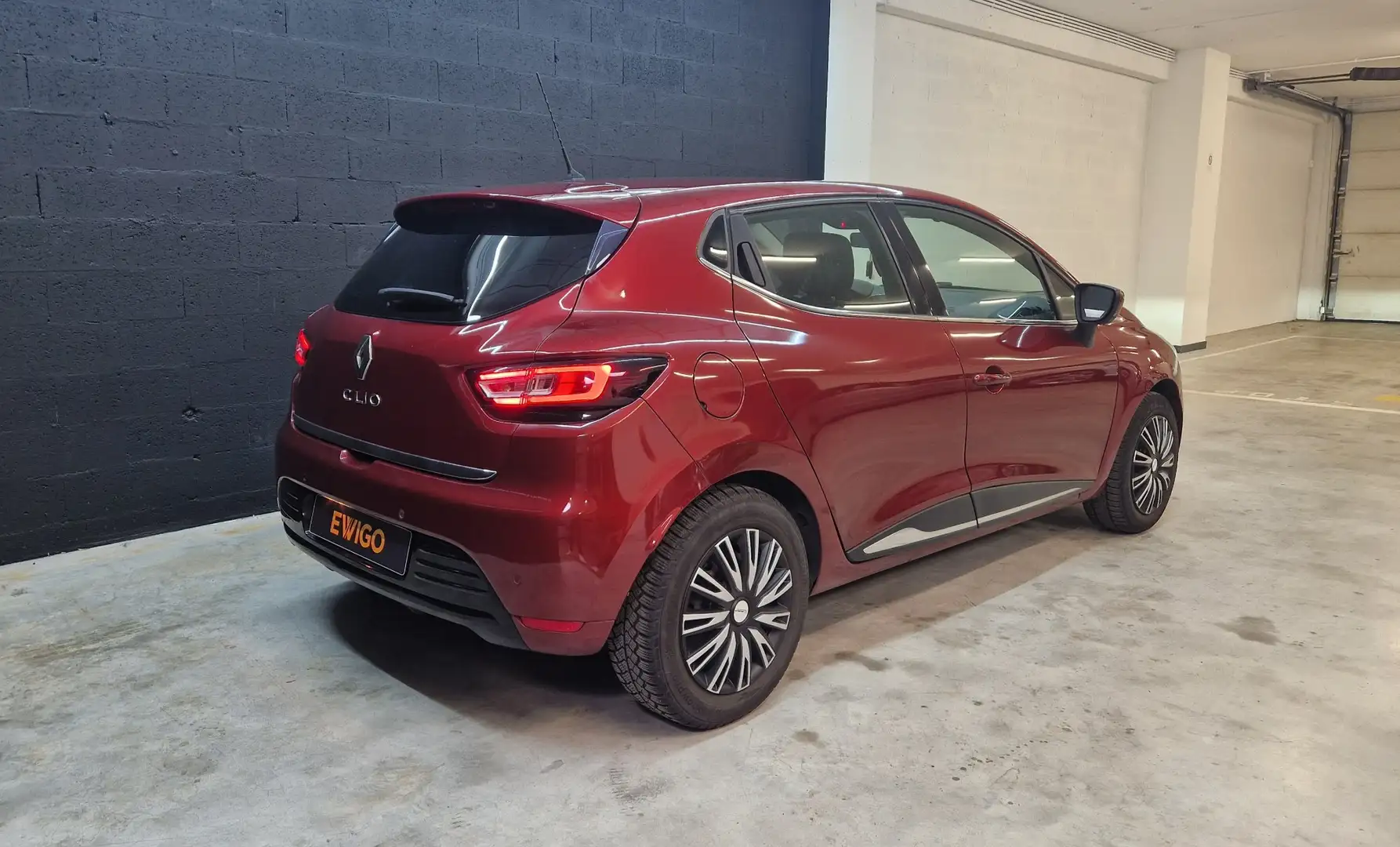 Renault Clio 0.9 TCE 90 ENERGY INTENS - 2