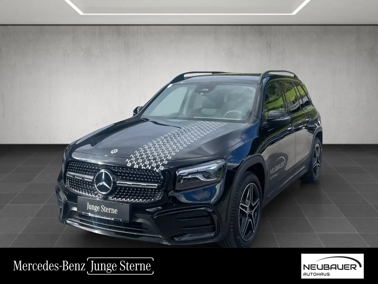 Mercedes-Benz GLB 200 d 4MATIC Österreich-Edition AMG Line Schwarz - 1