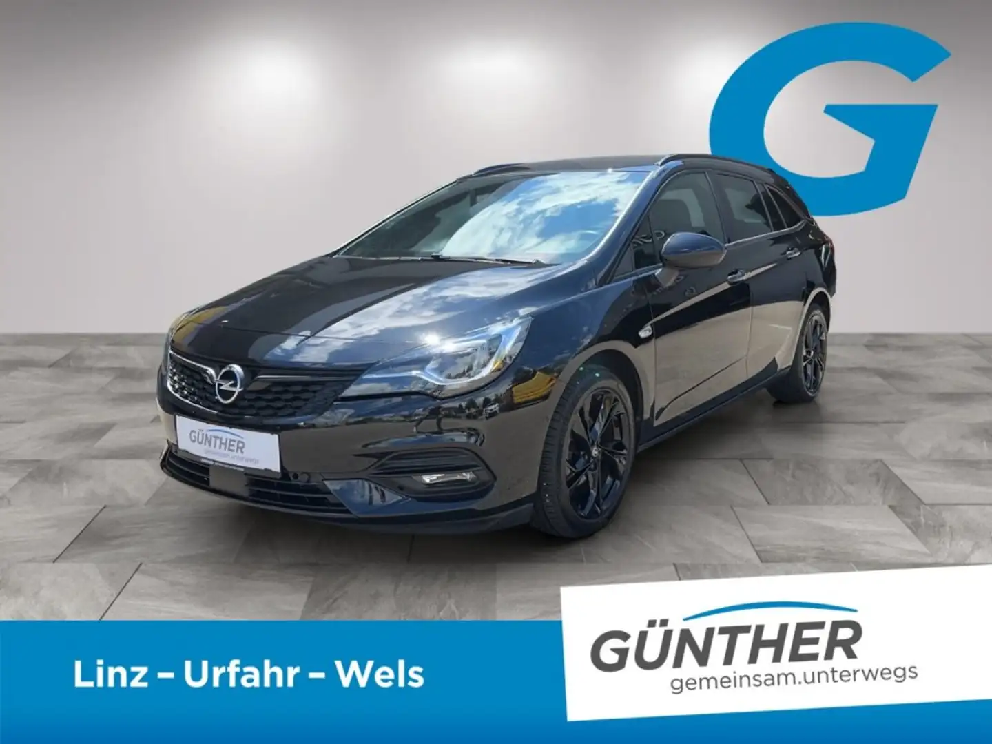 Opel Astra ST Ultimate 1.4i Aut. Schwarz - 1