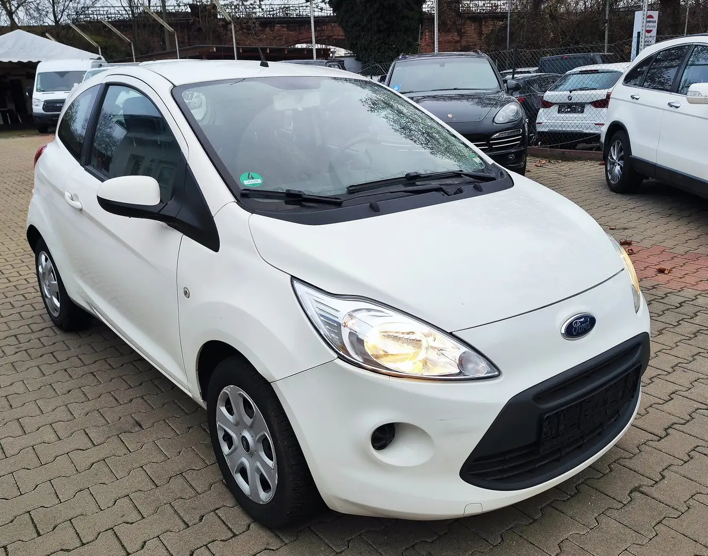 Ford Ka/Ka+ Trend * 1. Hand* Klima* Startstop* UVM Weiß - 1