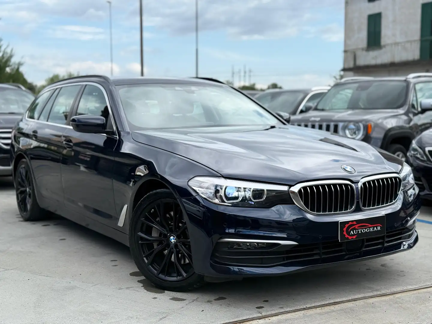 BMW 530 530d Touring xdrive Business 249cv auto Nero - 2