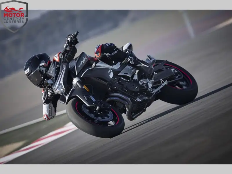 CFMOTO 800 NK - foto 5