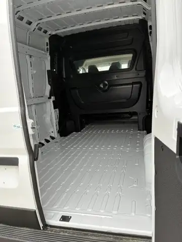Fiat Ducato view 8