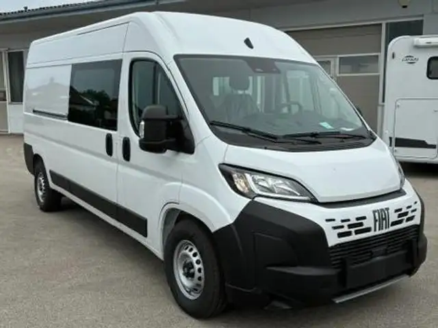 Fiat Ducato view 3